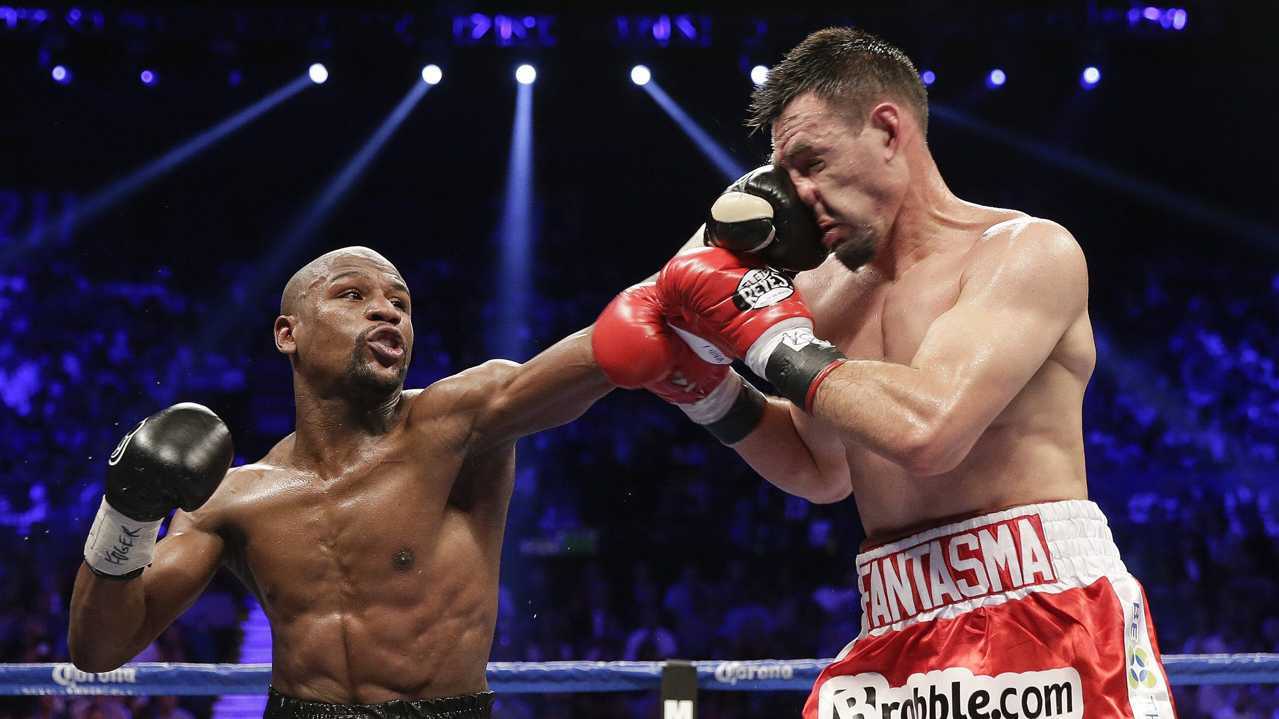 当约基奇统治球场之夜，遇见F1街道赛的轰鸣—唯一交错的巅峰时刻